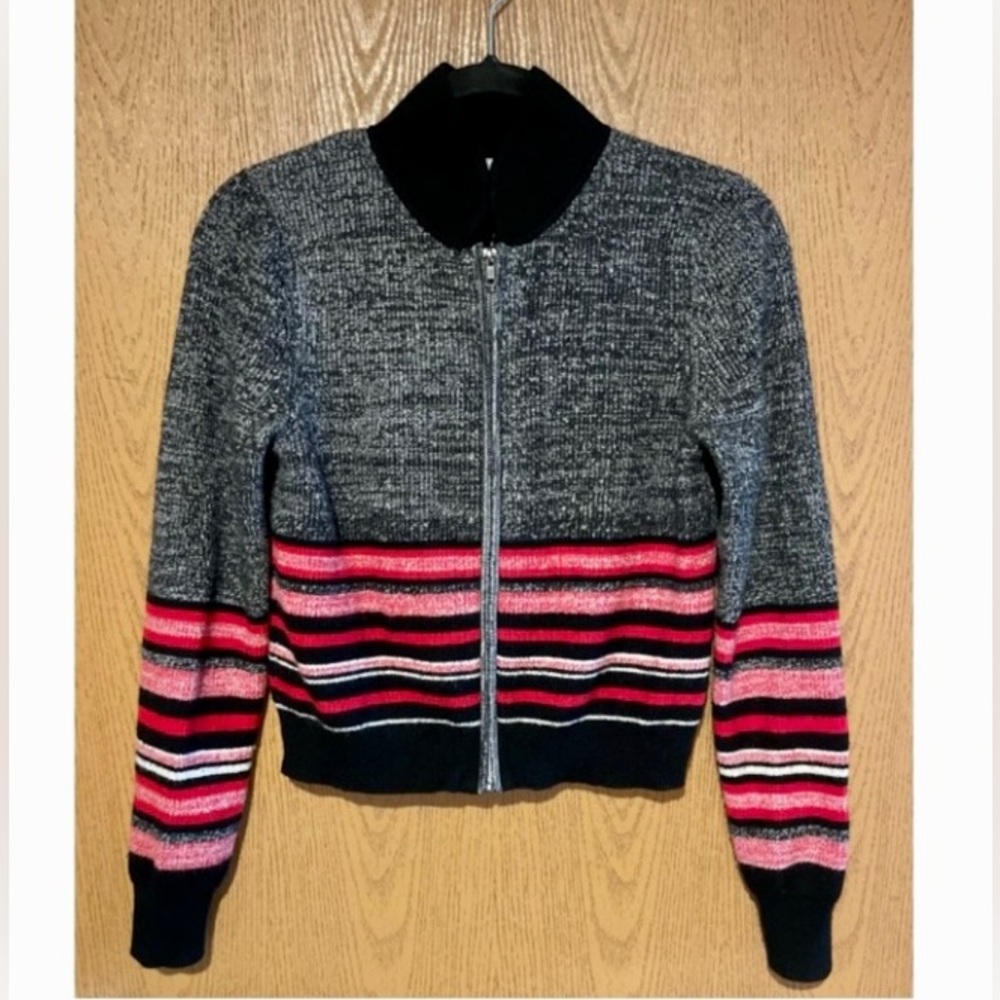 NWOT BDG BY URBAN OUTFITTERS GORGEOUS ZIP UP SWEATER! BEAUTIFUL COLORS!